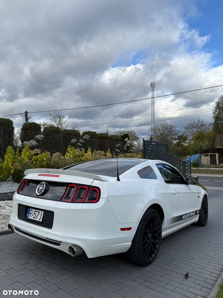 Ford Mustang 3.7 V6 Premium - 9