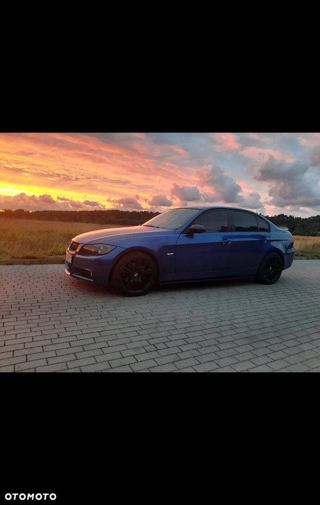 BMW Seria 3 318d - 1