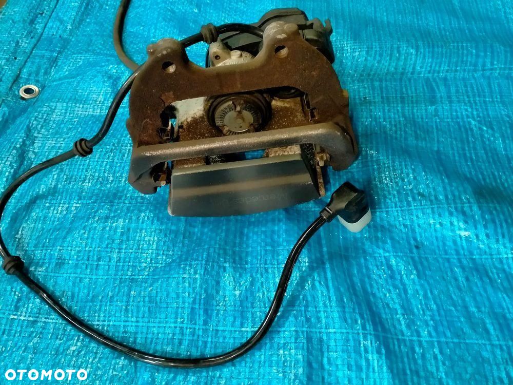 Mercedes S560 S Klasa W222 Lift AMG Zacisk Hamulcowy Tył Lewy Tylny 22243 - 3