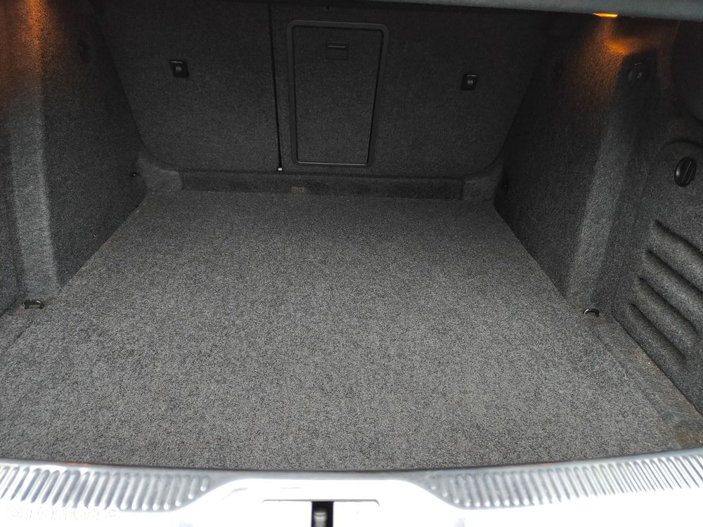 Skoda Superb 2.0 TDI Ambition - 8