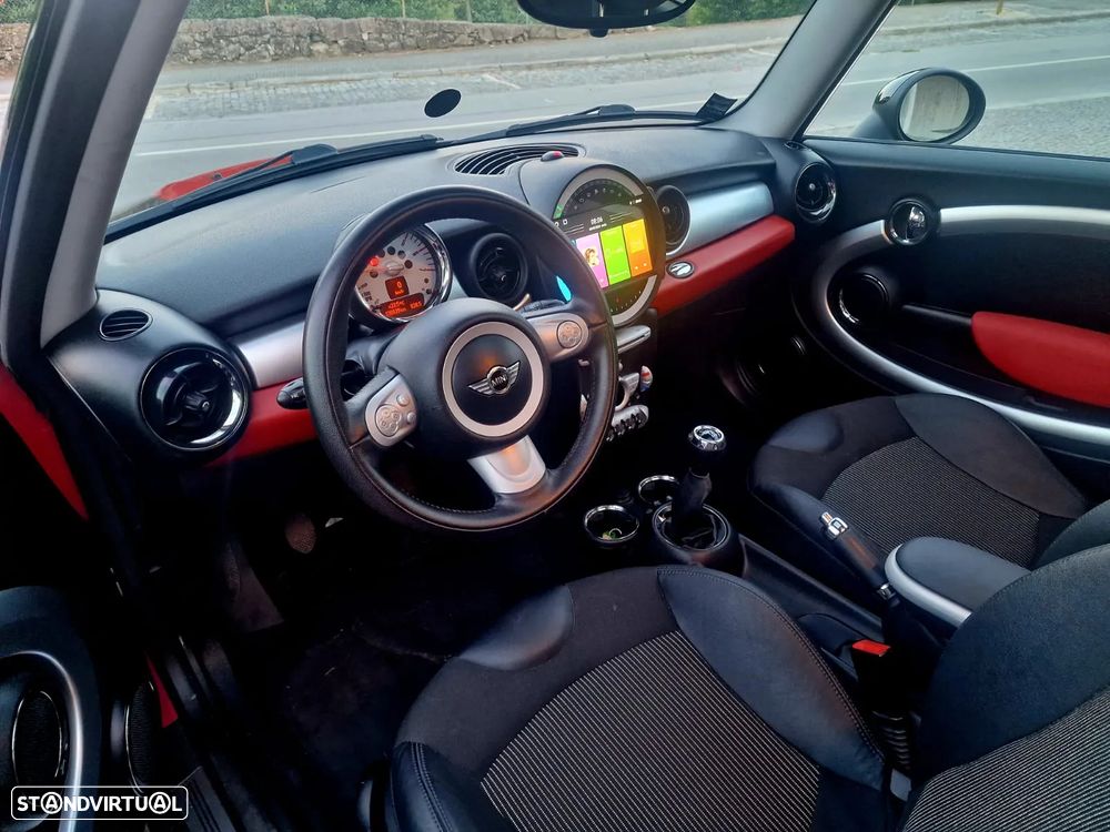 MINI 3 Portas Cooper D - 9