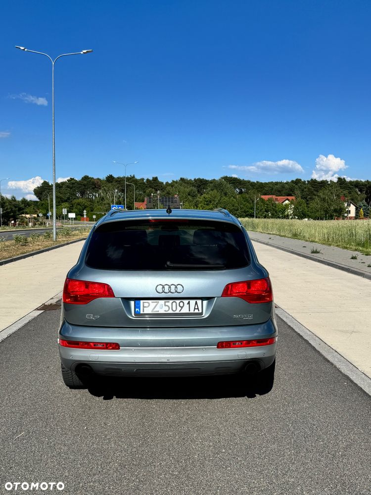 Audi Q7 - 3