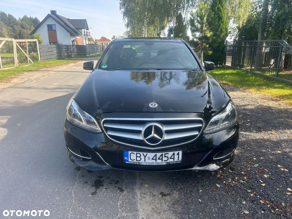 Mercedes-Benz Klasa E 300 T BlueTEC HYBRID 7G-TRONIC - 1