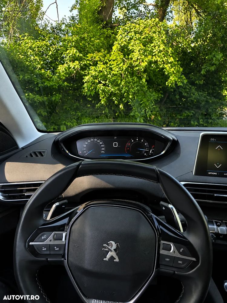 Peugeot 3008 PureTech 130 Stop & Start GPF EAT8 Allure - 14