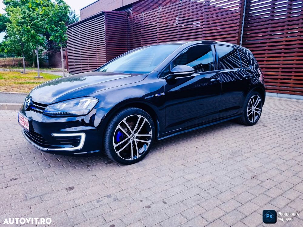 Volkswagen Golf Standard - 4