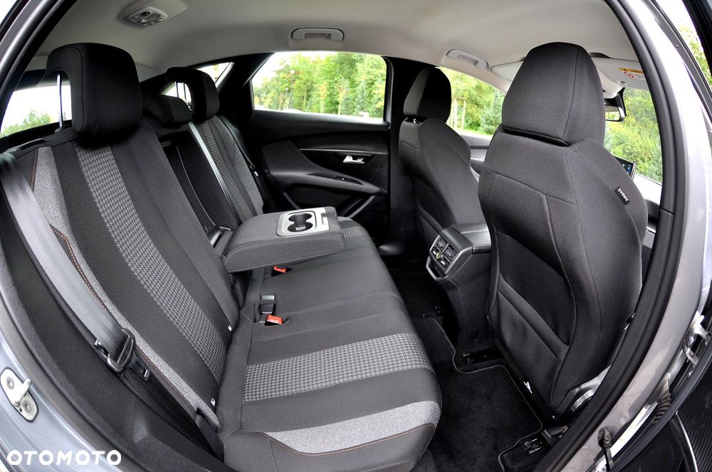 Peugeot 3008 BlueHDi 130 Stop & Start Allure Business-Paket - 25