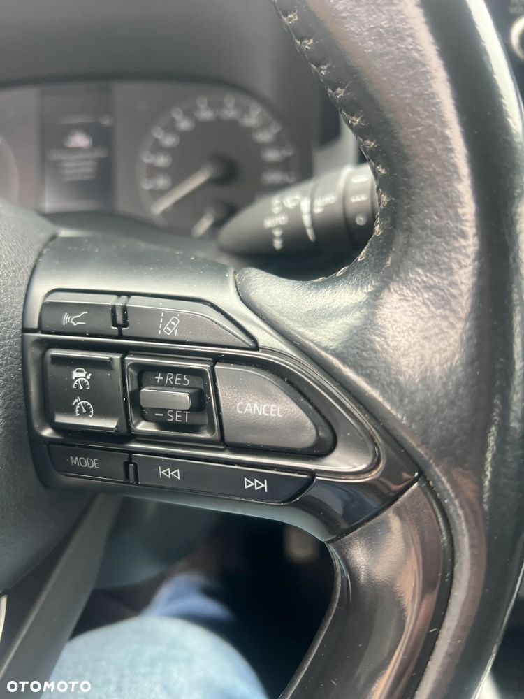 Toyota Yaris Hybrid 100 Premium - 12