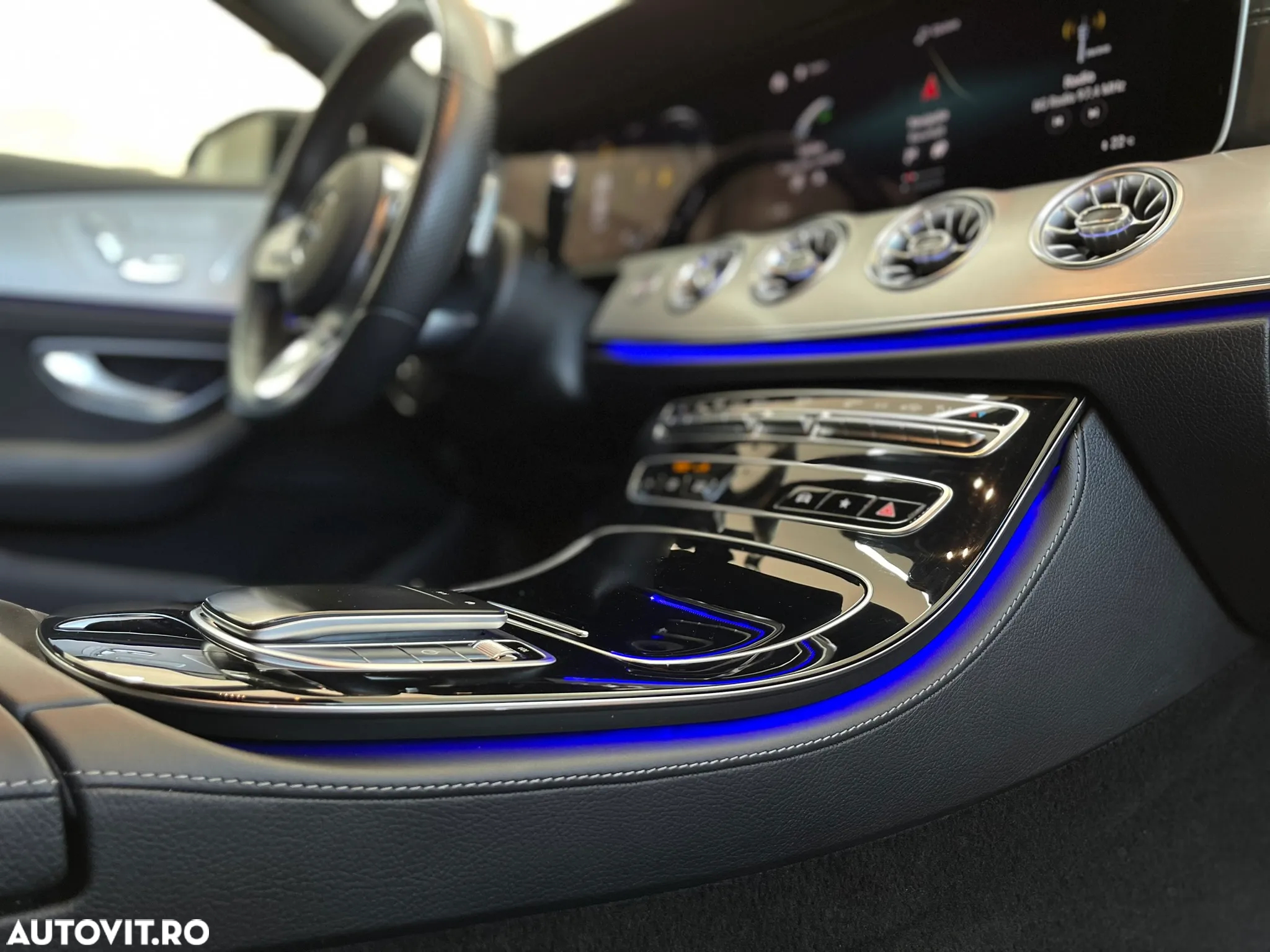 Mercedes-Benz CLS 400 d 4Matic 9G-TRONIC AMG Line - 28