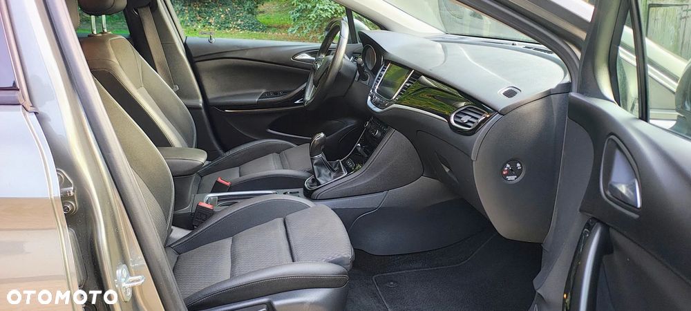 Opel Astra - 11