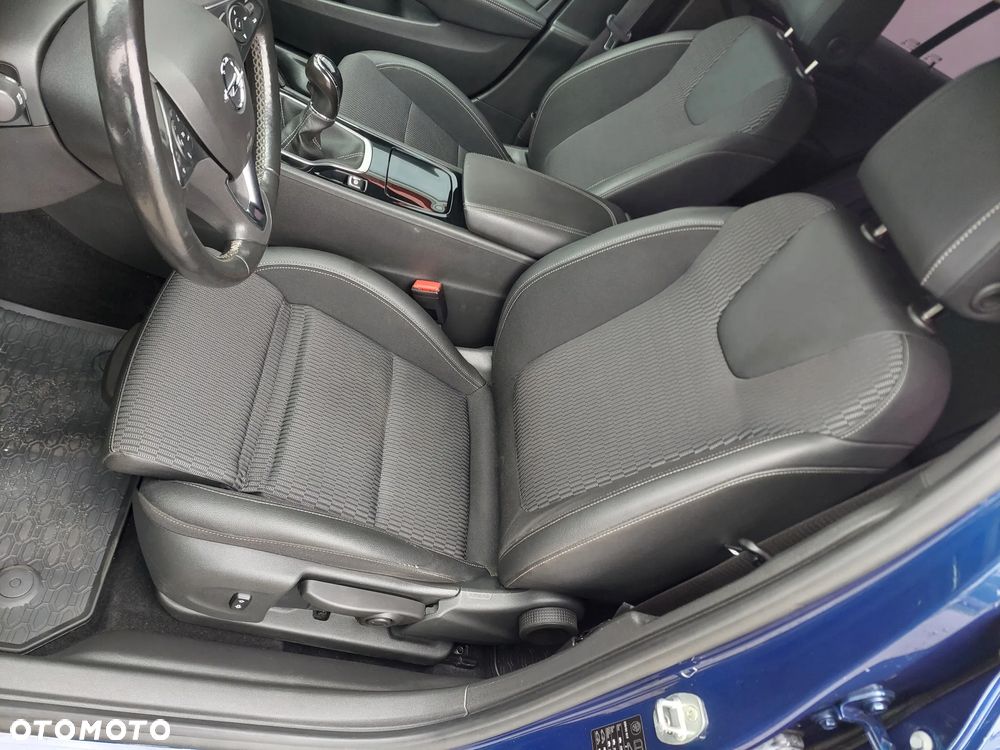 Opel Insignia - 17