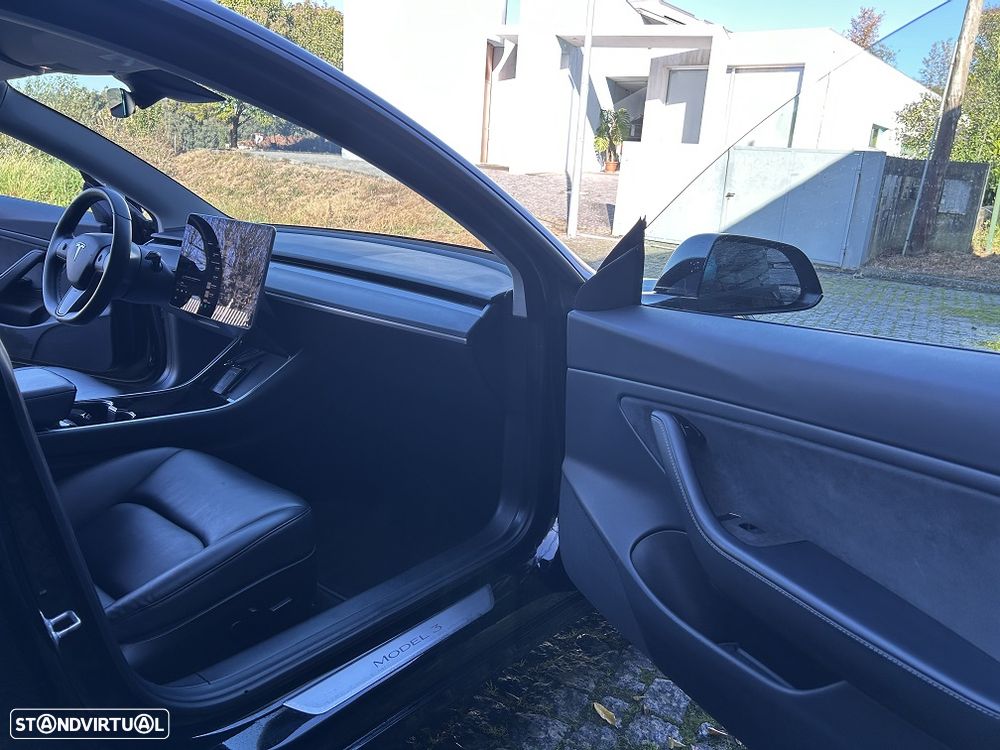 Tesla Model 3 Performance Dual Motor AWD - 17