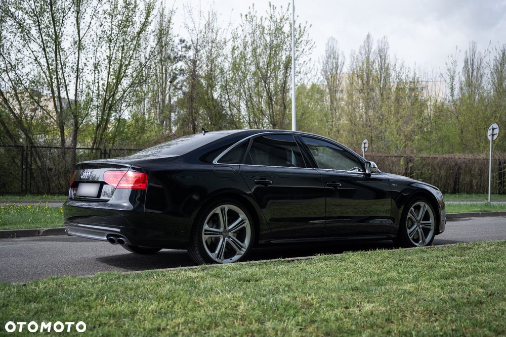 Audi S8 Standard - 10