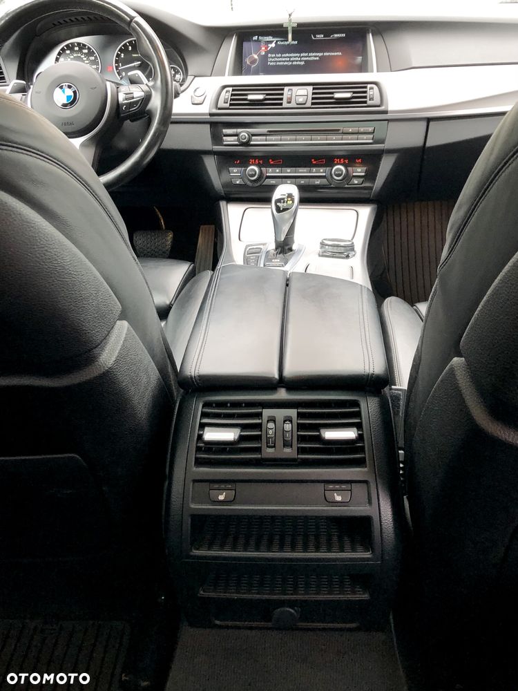 BMW Seria 5 535i xDrive - 12