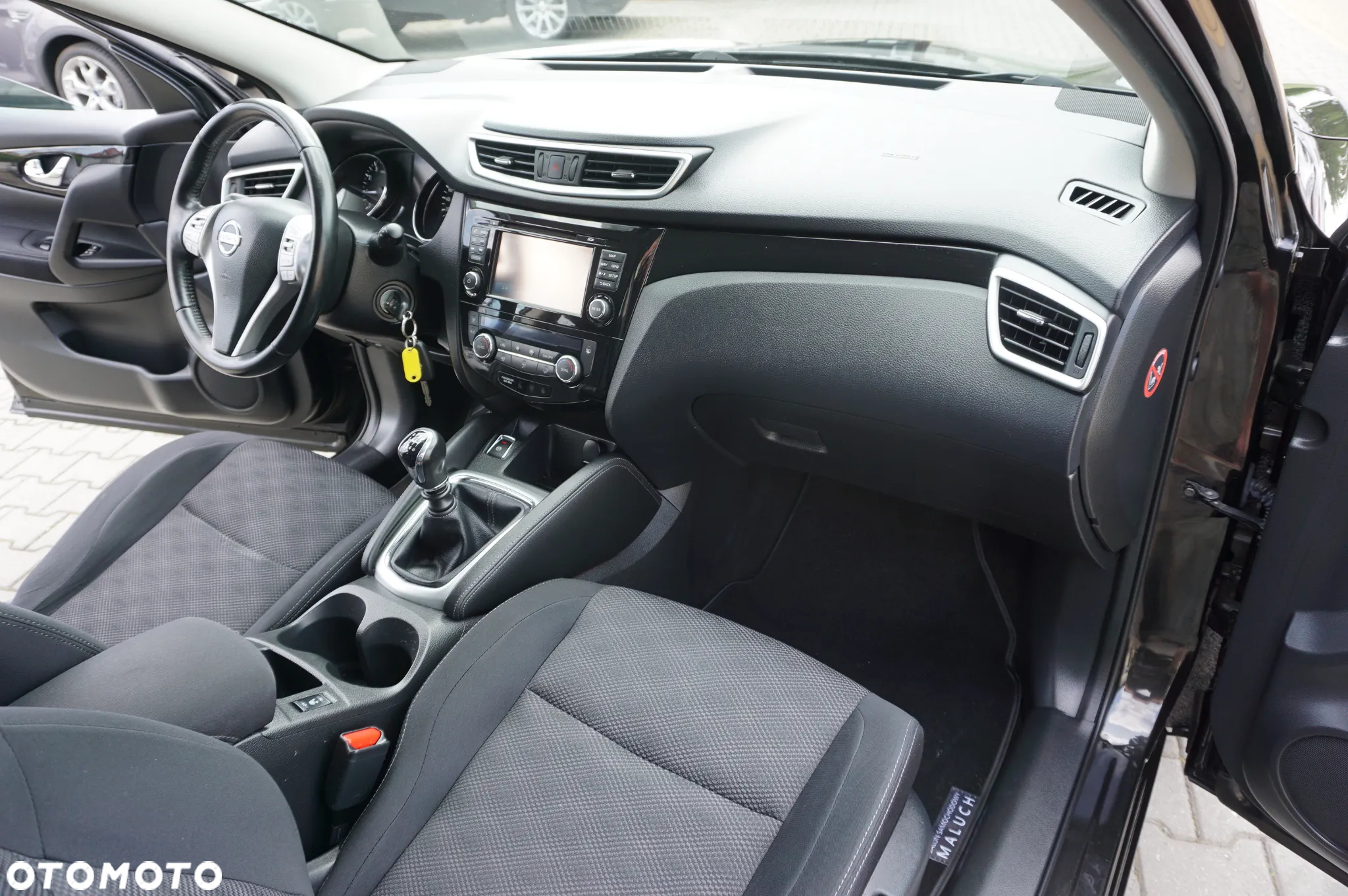Nissan Qashqai 1.2 DIG-T Acenta EU6 - 26