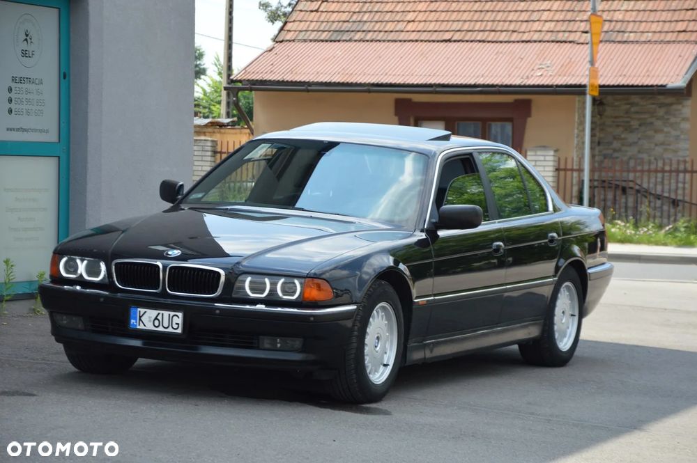 BMW Seria 7 740i - 2