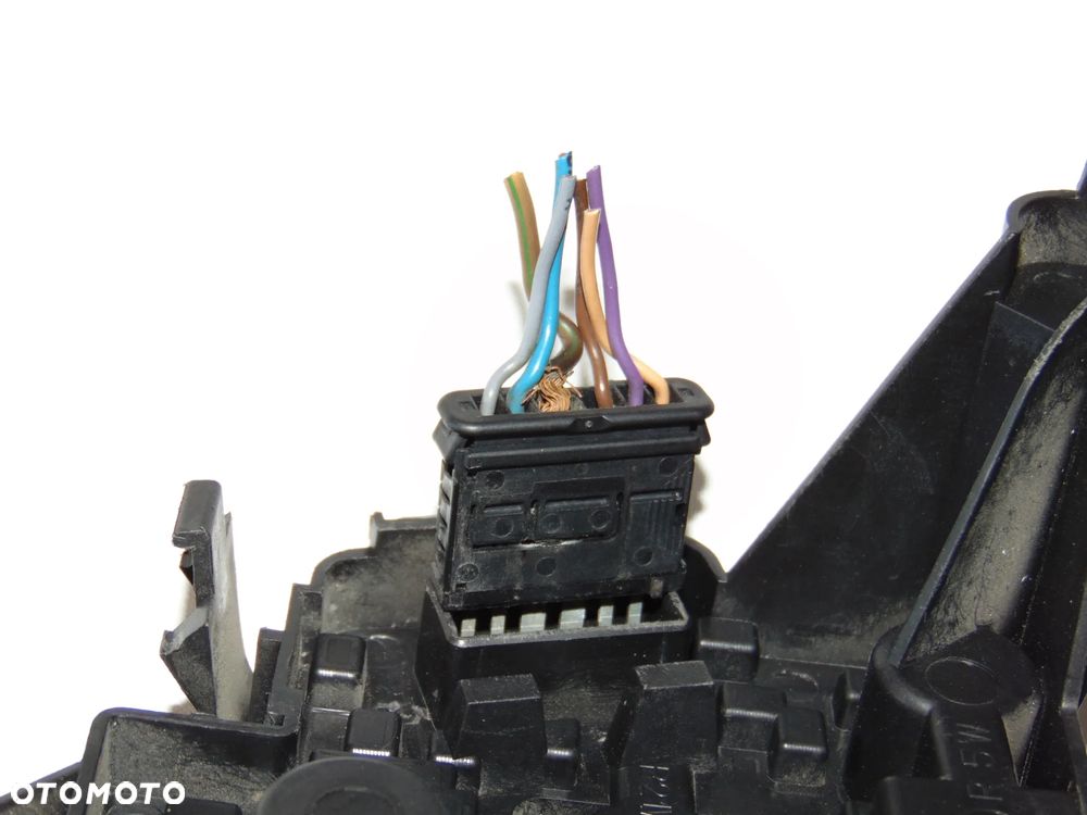 Wkład lampy prawej tylny tył prawy oprawka prawa Peugeot 307 FL lift HB hatchback 05-08r - 3