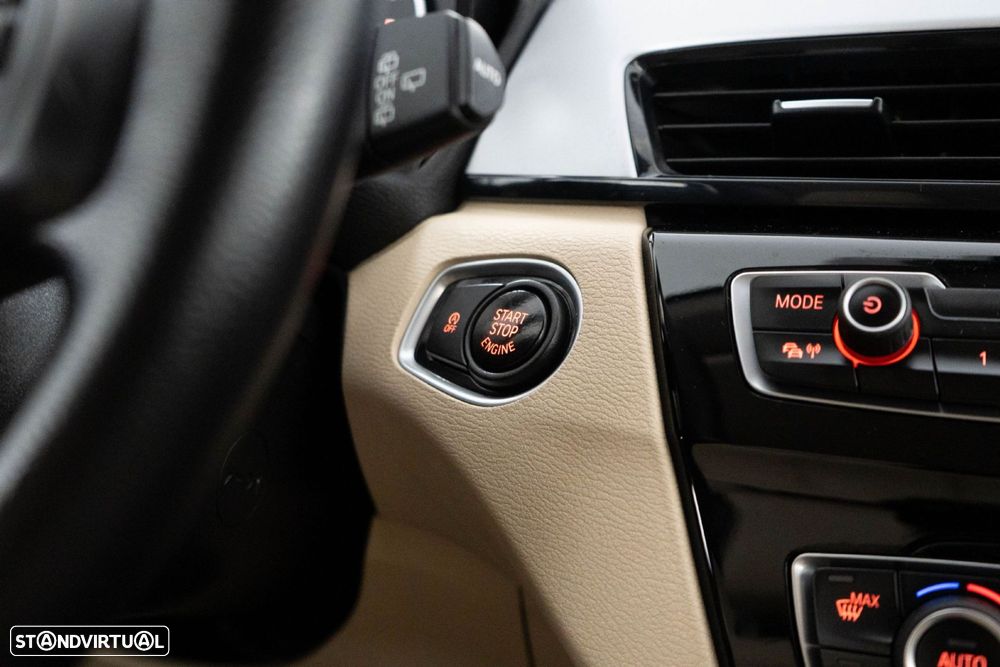 BMW X1 16 d sDrive Advantage - 21