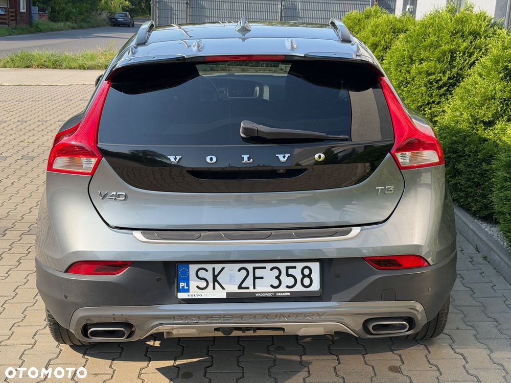 Volvo V40 Cross Country T3 Geartronic Momentum - 8