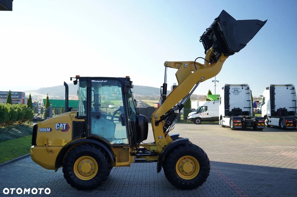 Caterpillar 906M / ŁADOWARKA KOŁOWA / 2020 ROK / ŁYŻKA SZCZĘKOWA / - 10