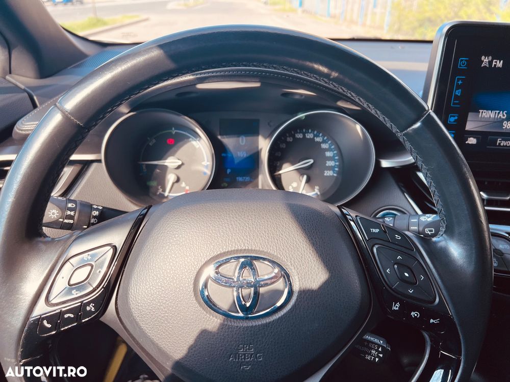 Toyota C-HR 1.8 HSD 122 CP 4x2 CVT C-lassy bi-tone - 6