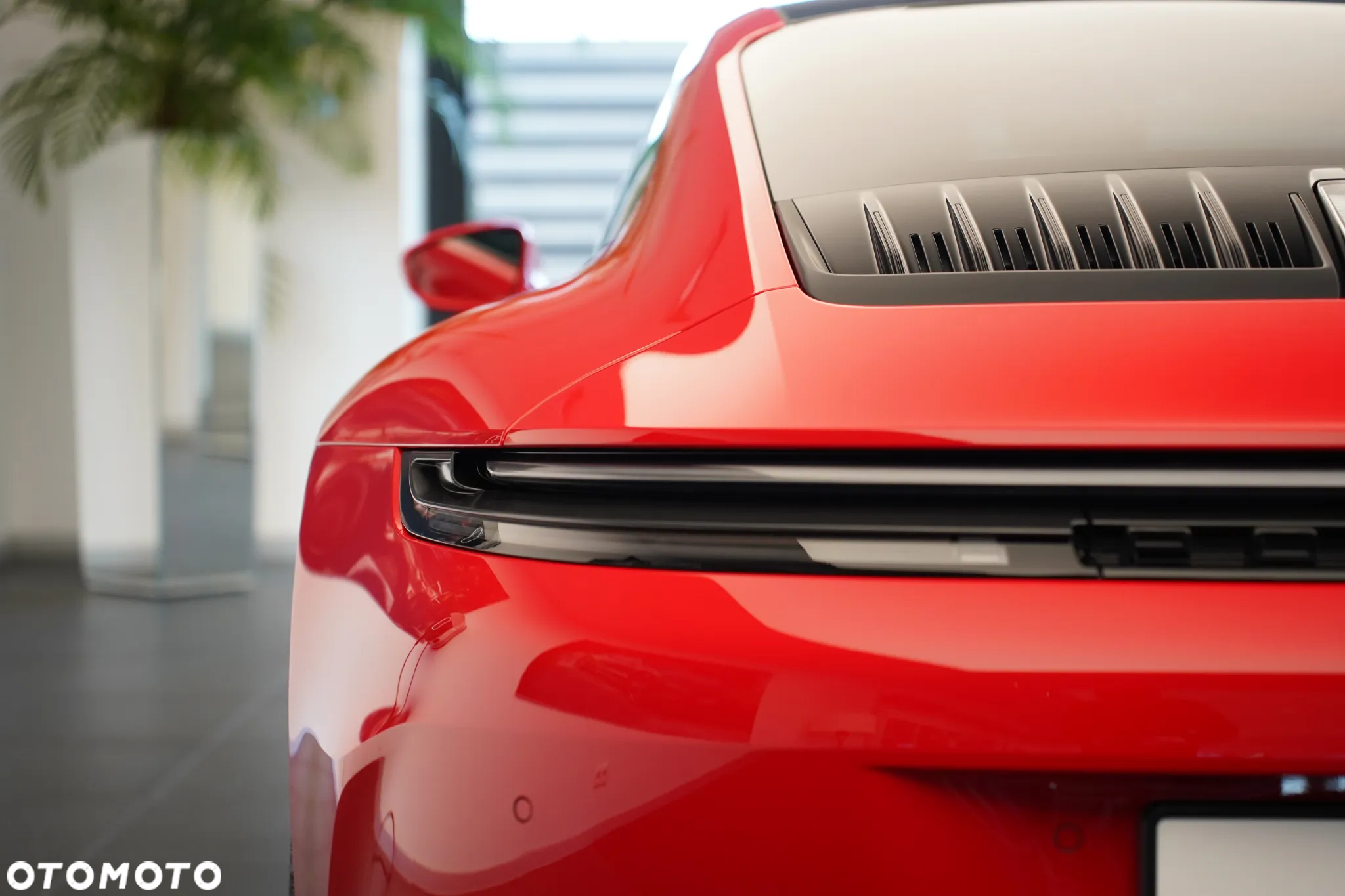 Porsche 911 Carrera - 23