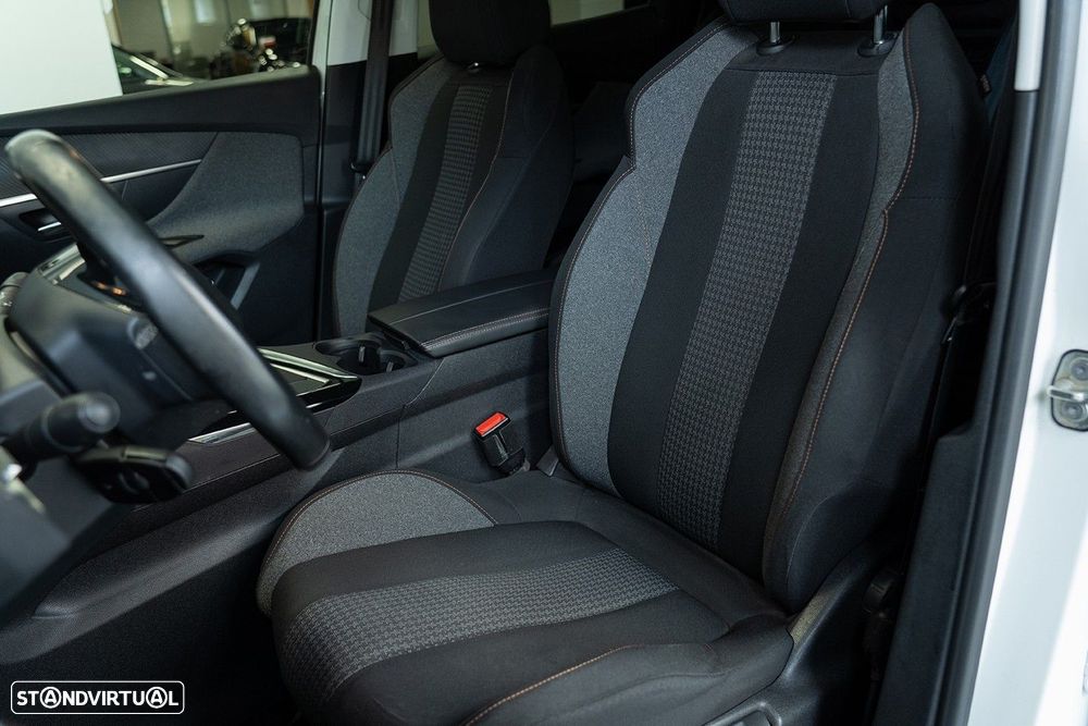 Peugeot 3008 1.5 BlueHDi Active - 17