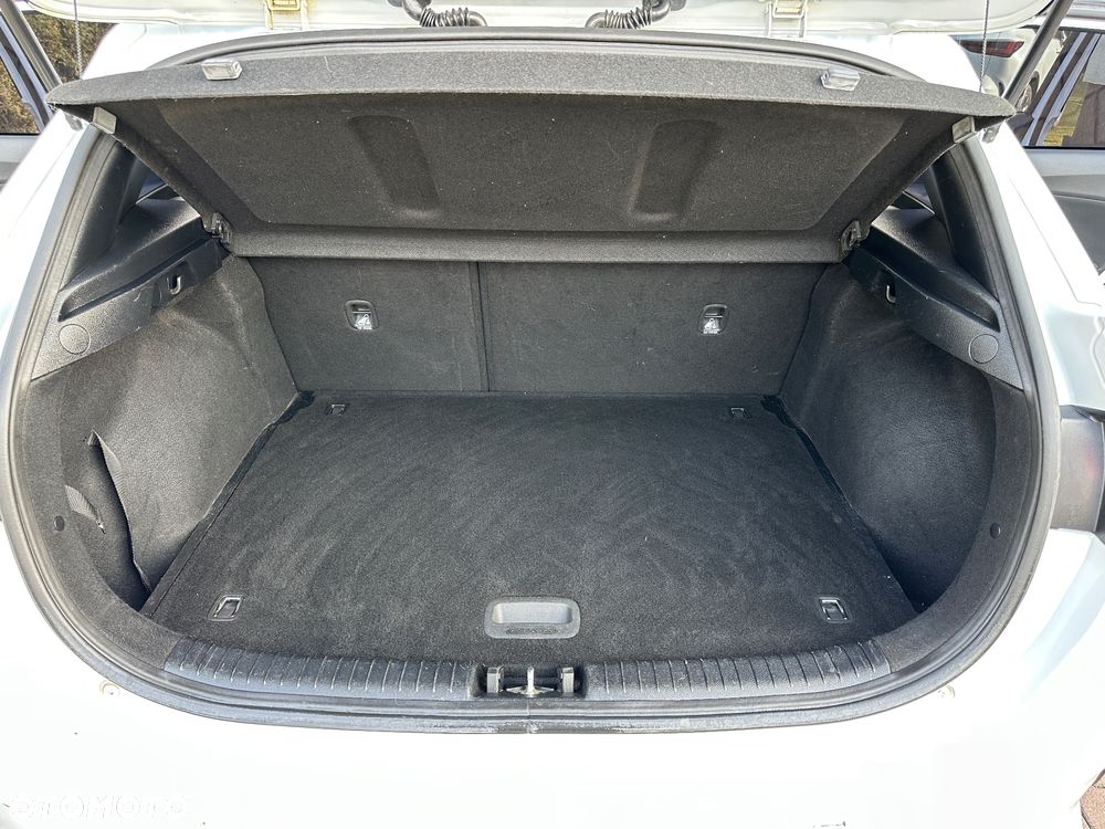 Kia Ceed 1.4 L Business Line Plus - 21