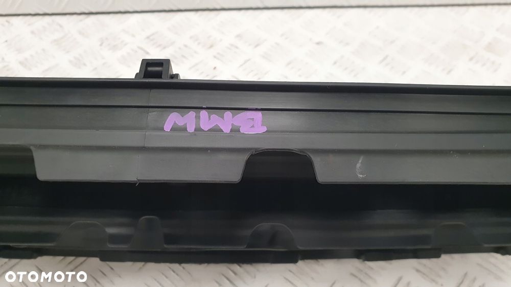 bmw x1 f48 kierownica powietrza wlot żaluzja dolna 733909608 - 13