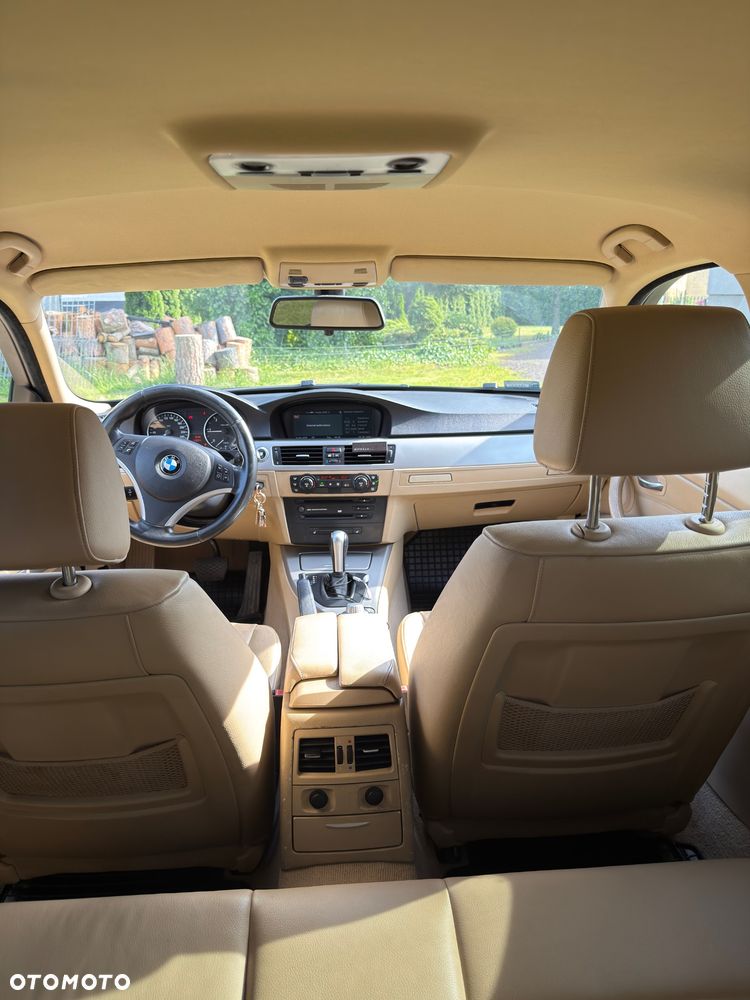 BMW Seria 3 320d DPF - 14