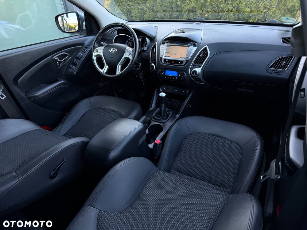 Hyundai ix35 2.0 4WD Premium - 22