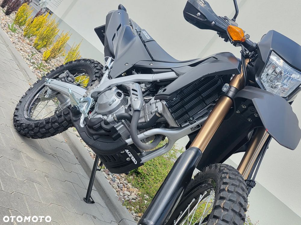 Honda CRF - 18