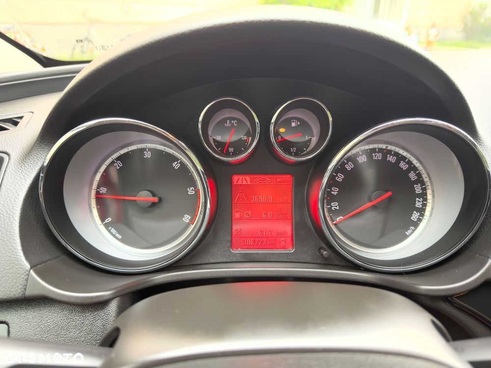 Opel Insignia 2.0 CDTI Sport - 9