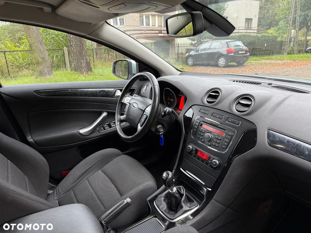 Ford Mondeo 1.6 TDCi ECOnetic Ambiente - 34
