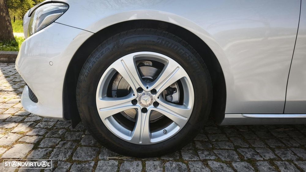 Mercedes-Benz E 220 d Avantgarde+ - 25