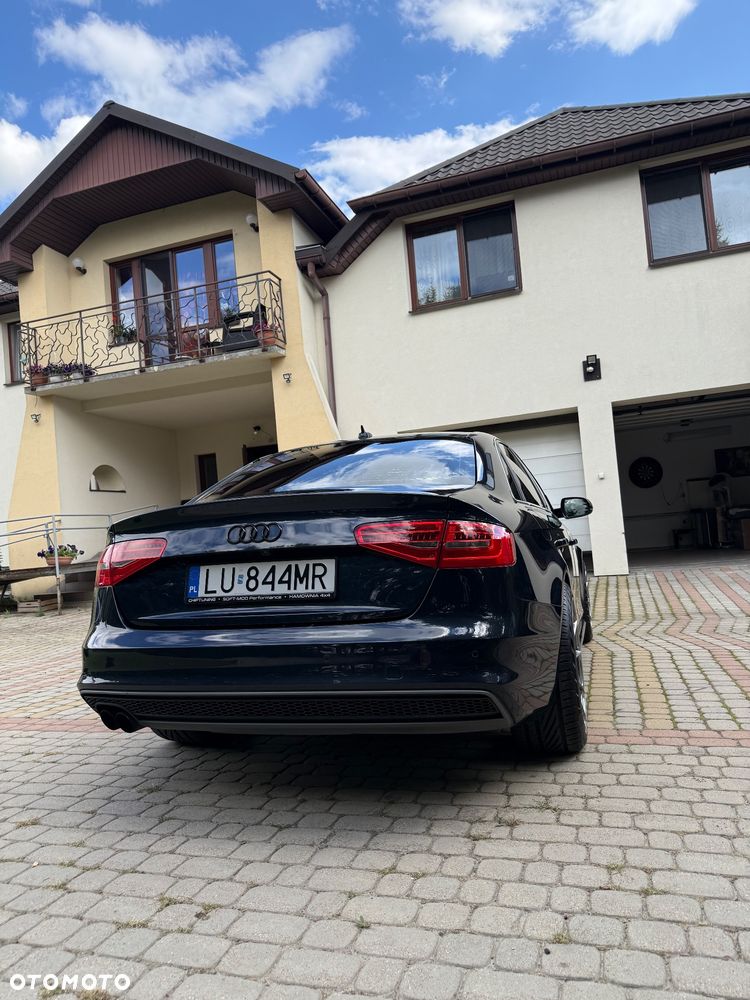 Audi A4 Limousine - 18
