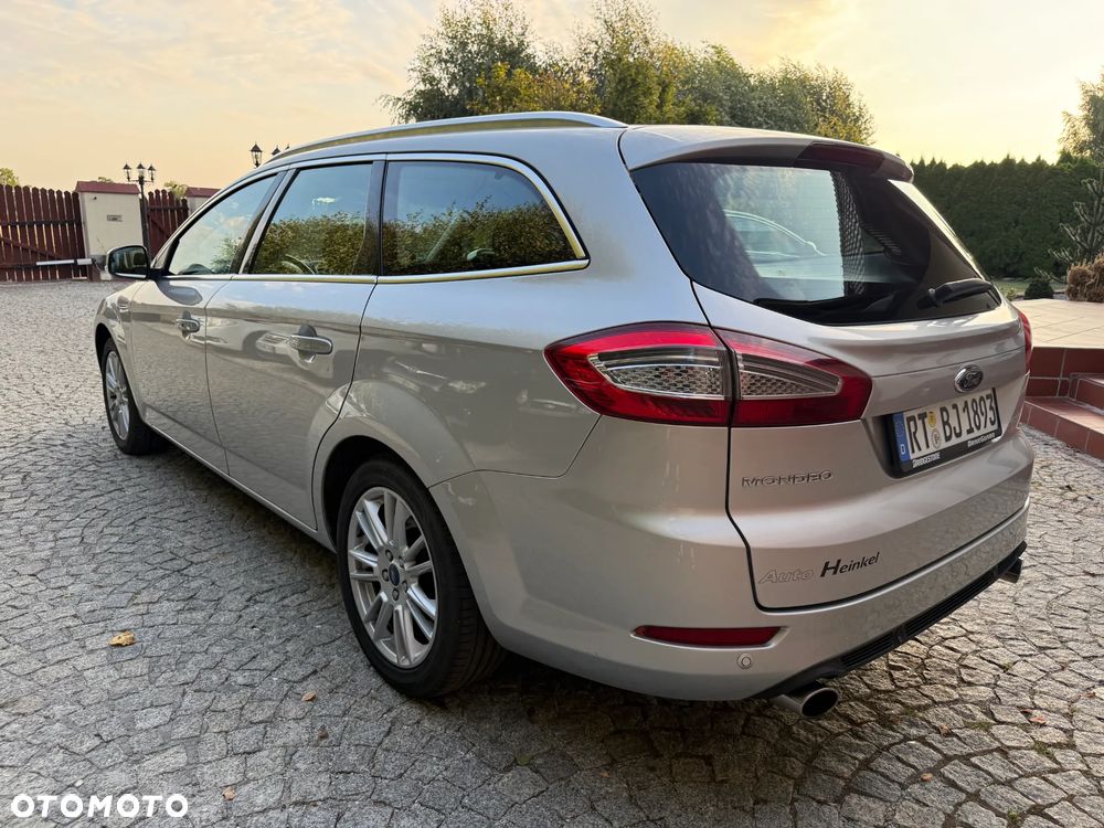 Ford Mondeo 2.0 EcoBoost Titanium - 14