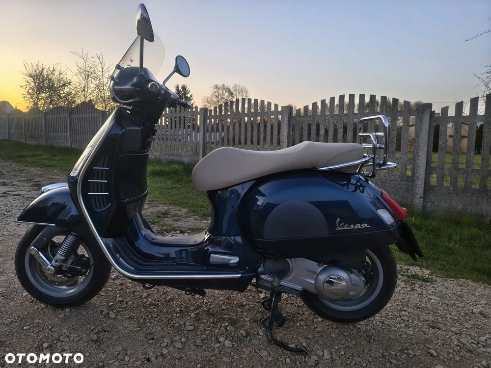 Piaggio Vespa - 3
