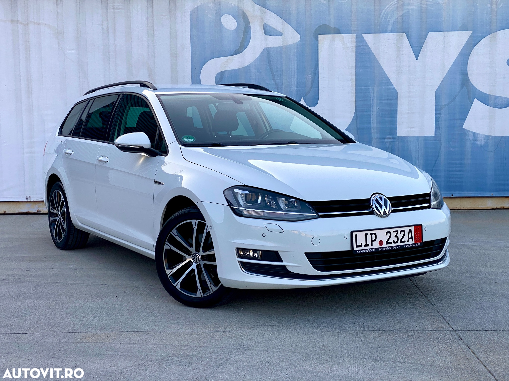Volkswagen Golf 1.6 TDI BlueMotion Technology Lounge - 2