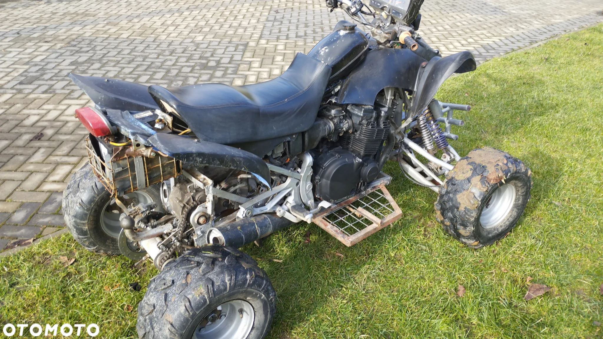 Suzuki Inny