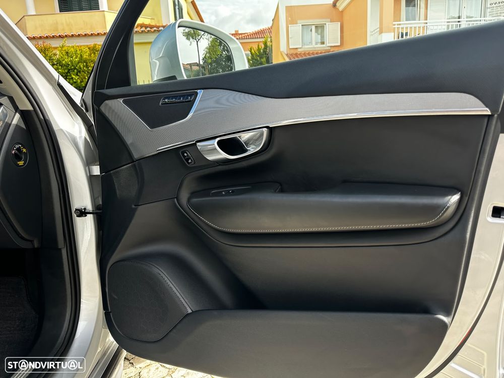 Volvo XC 90 - 8