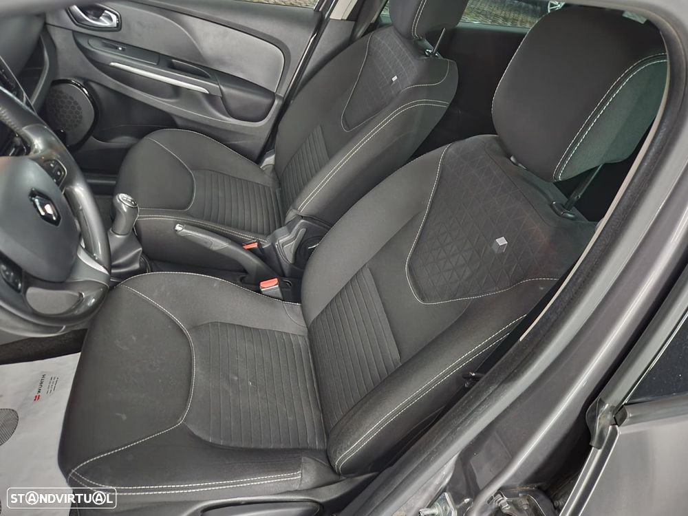 Renault Clio Sport Tourer 1.5 dCi Limited - 10
