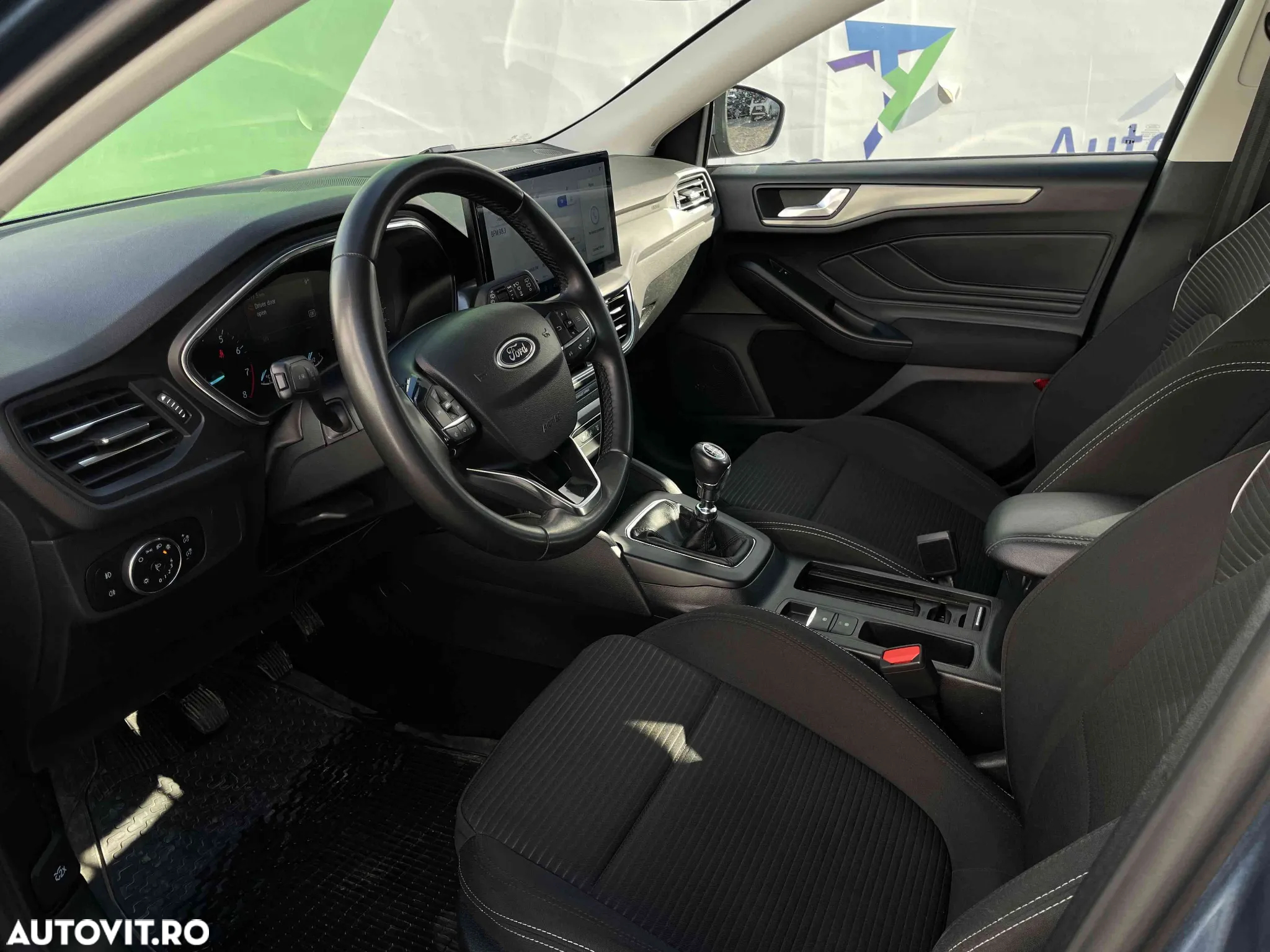Ford Focus - 16
