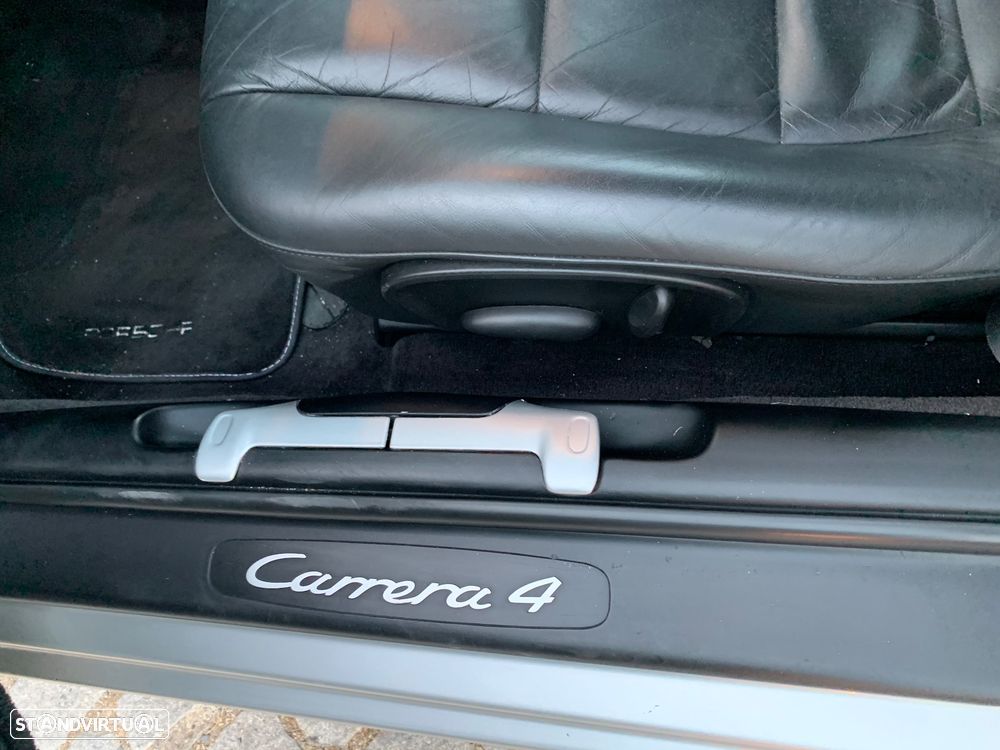 Porsche 911 Série F - 20