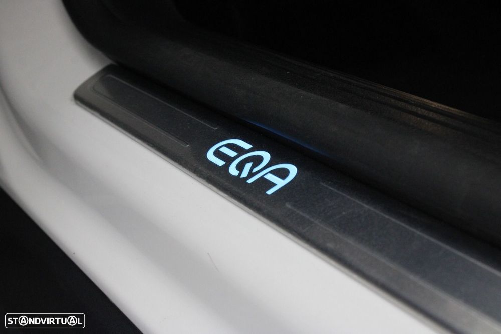 Mercedes-Benz EQA 250+ AMG Line - 39