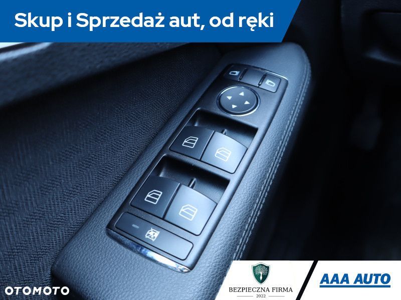 Mercedes-Benz Klasa E - 14