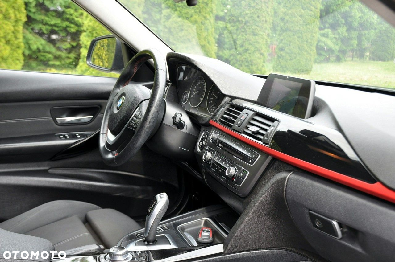 BMW Seria 3 - 18