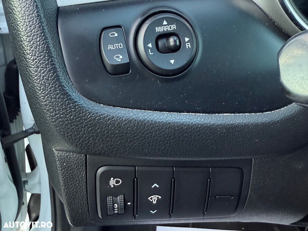 Kia Ceed 1.6 CRDi 128 ISG SW Dream-Team Edition - 20