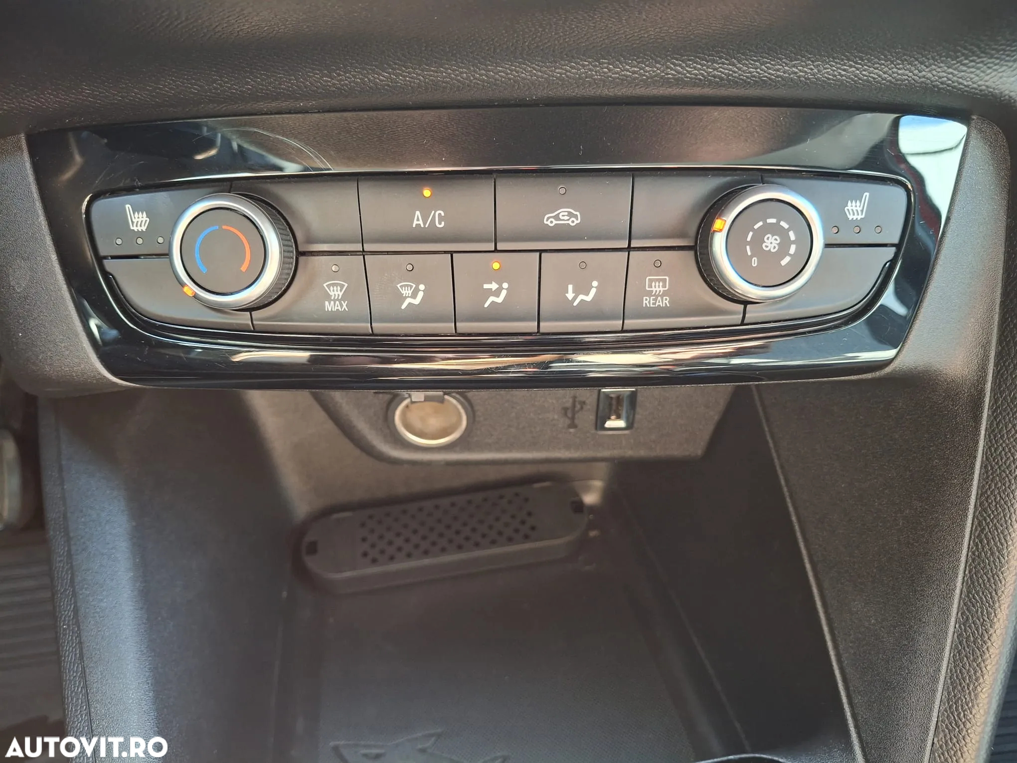 Opel Corsa 1.2 Turbo Start/Stop Aut. Elegance - 22