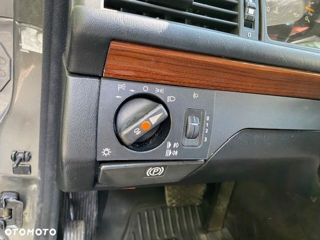 Mercedes-Benz W124 (1984-1993) - 25