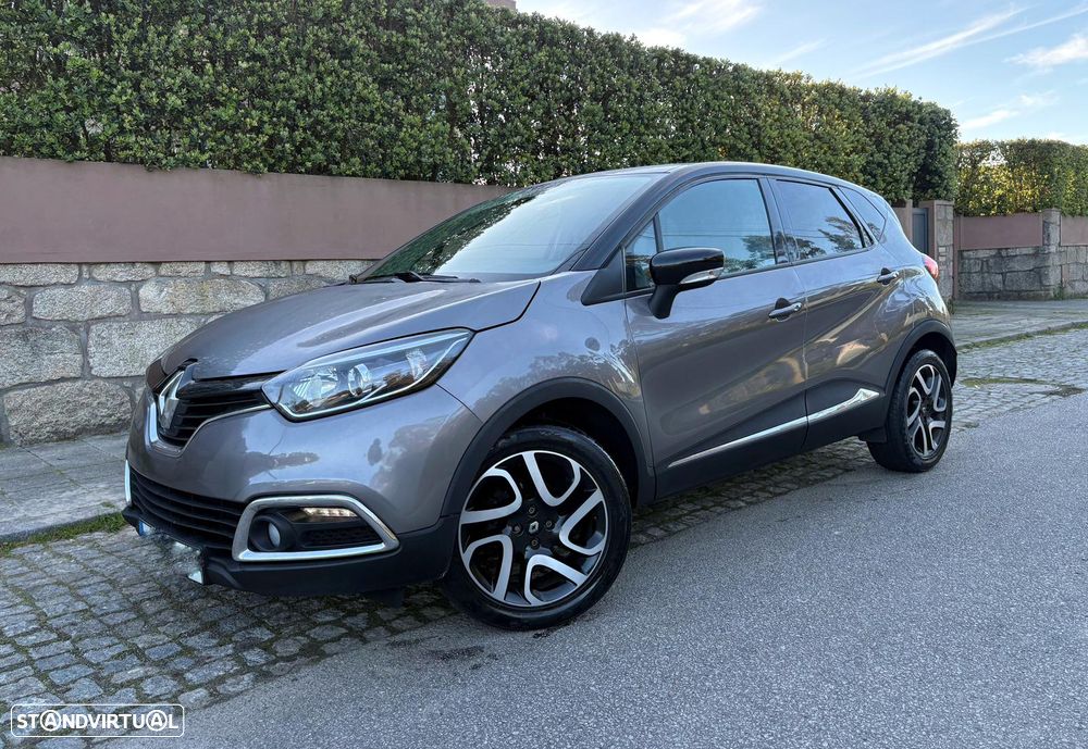 Renault Captur 0.9 TCE Exclusive - 1